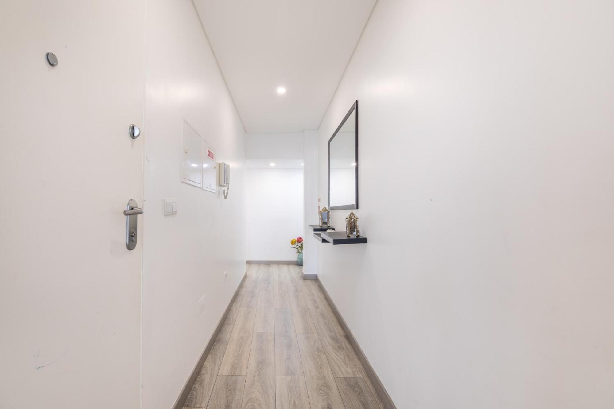 Deluxe Spacious Flats W Mezzanine By Host Wise Leilighet Porto Rom bilde