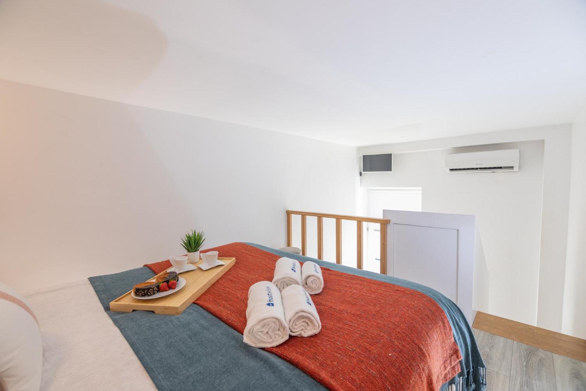 Deluxe Spacious Flats W Mezzanine By Host Wise Leilighet Porto Rom bilde